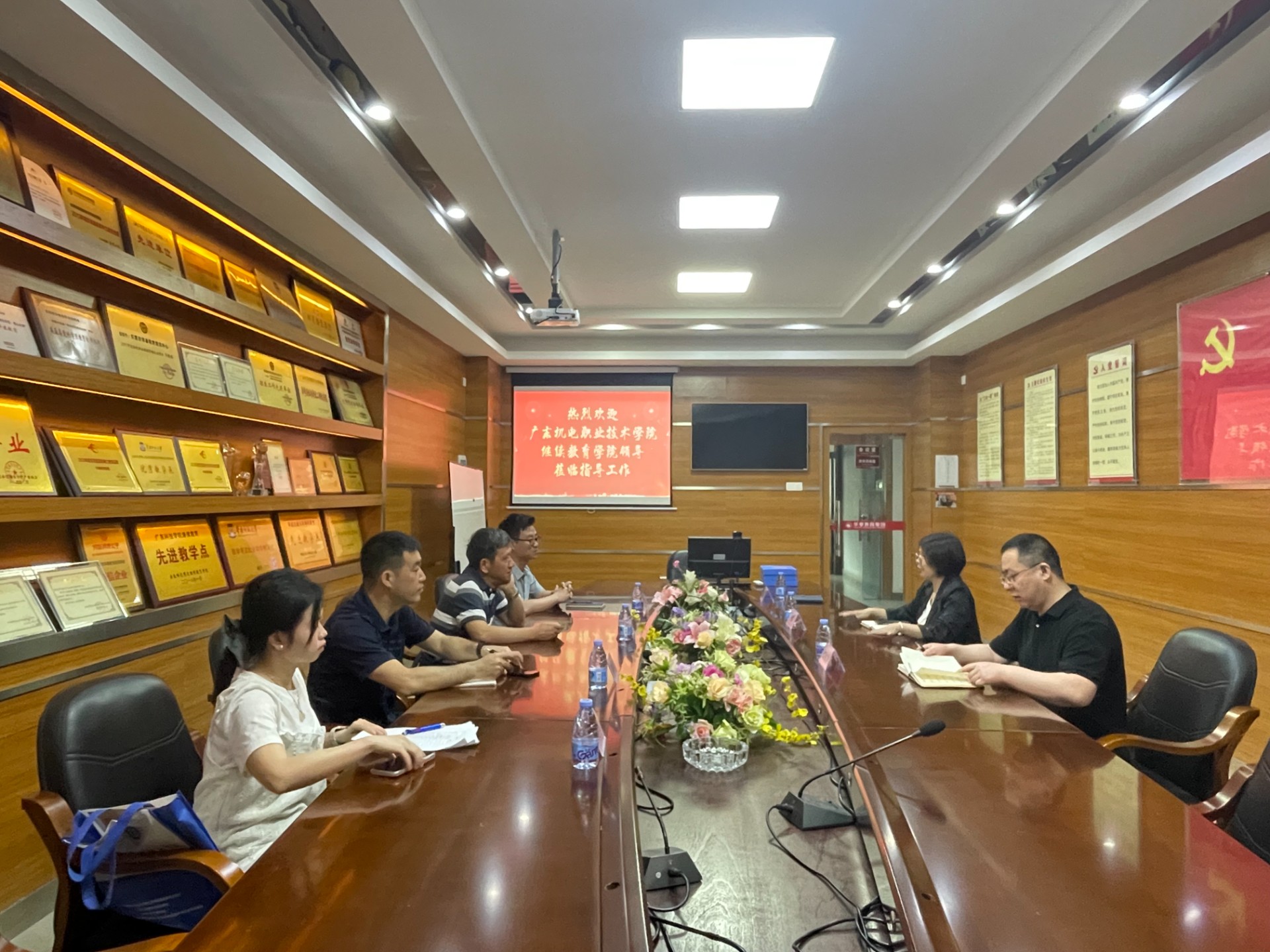 file___com.dingtalk.hmos_data_storage_el2_base_files_system_media_share_IMG_1274.jpg